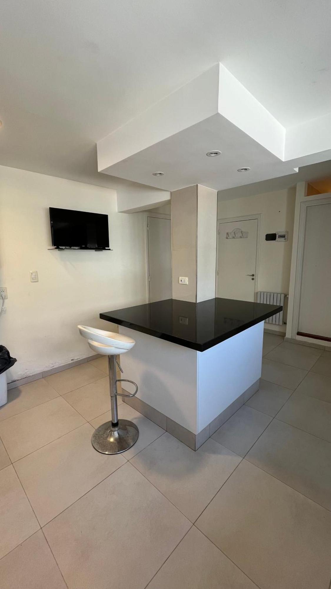 3 Amb Zona Rivadavia Y Santa Fe Apartment